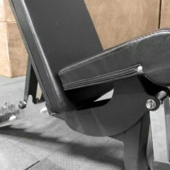 Fringe Sport Flat/Incline/Decline Bench -The Fitness Equipment Store 2a34abd6ebbd7fcf5a4421229c946c0a 5d0a75546efe9