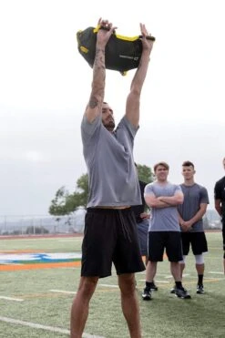 SKLZ Super Sandbag 12 SKLZ Super Sandbag -The Fitness Equipment Store 884d79963bd8bc0ae9b13a1aa71add73 5d0a7509ee96b 600x900 1