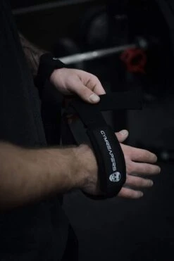 Gymreapers Lifting Wrist Straps -The Fitness Equipment Store f0f6ba4b5e0000340312d33c212c3ae8 5d0a757ddfb3a 600x900 1