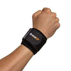 BraceUP Wrist Wraps -The Fitness Equipment Store f7696a9b362ac5a51c3dc8f098b73923 5d0a7579bf14a